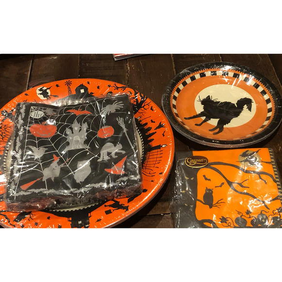 NWT HALLOWEEN PARTY Bundle Plate Dessert Plate Napkins Witch FolkArt Silhouettes - Picture 1 of 10